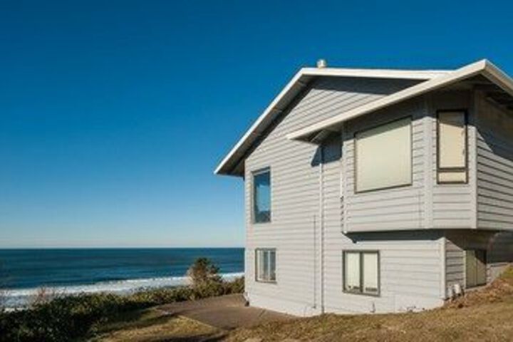 Eagles Crest 4 Br home by RedAwning