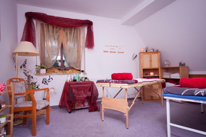 Room 10 of 36
