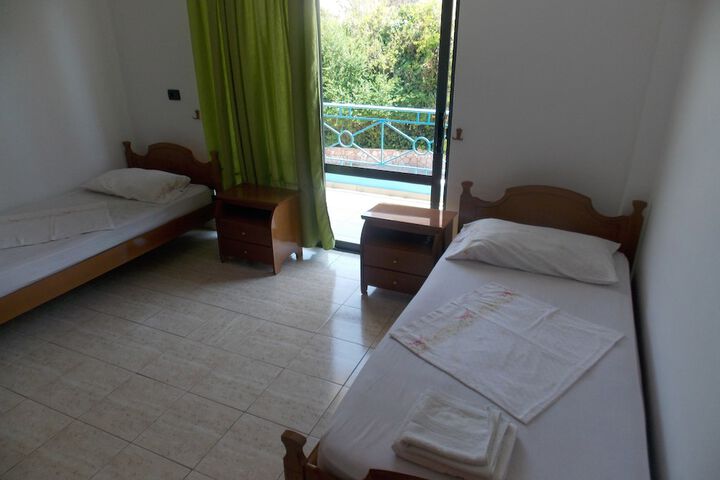 Room 11 of 63