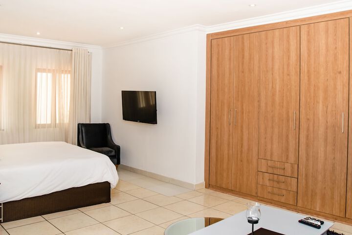 Room 55 of 133