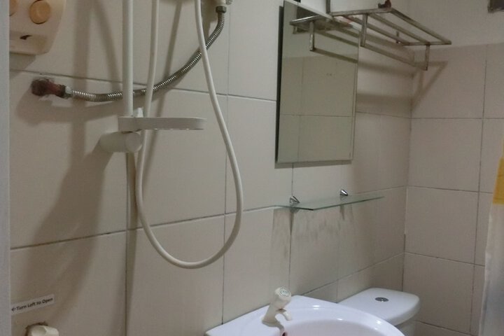 Room 44 of 69