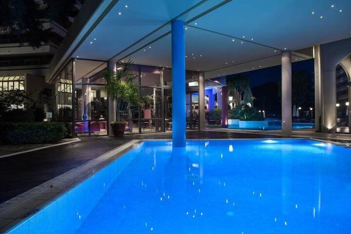 Pool 38 of 100