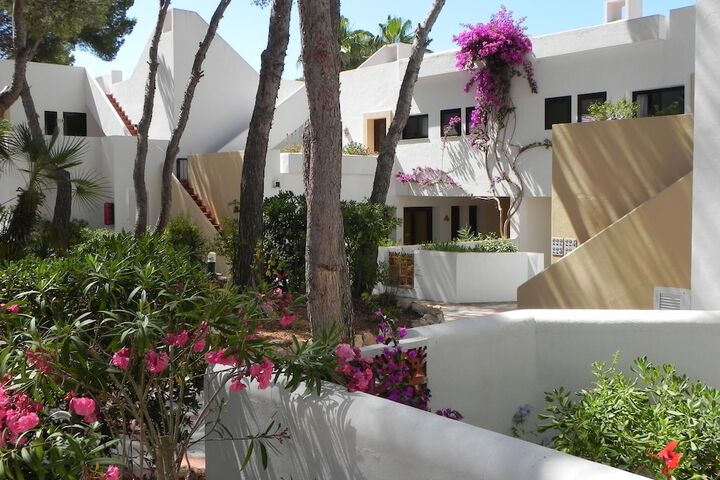 Hotel 43 of 52