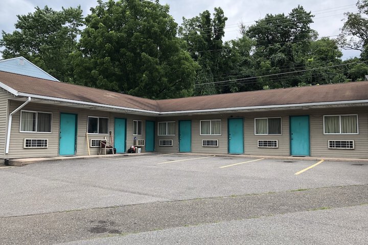 Property Grounds 13 of 13