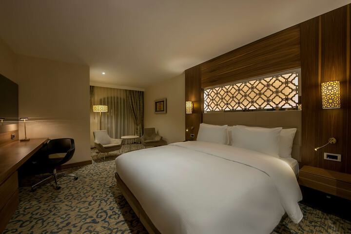 Room 16 of 52