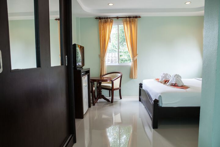 Room amenity