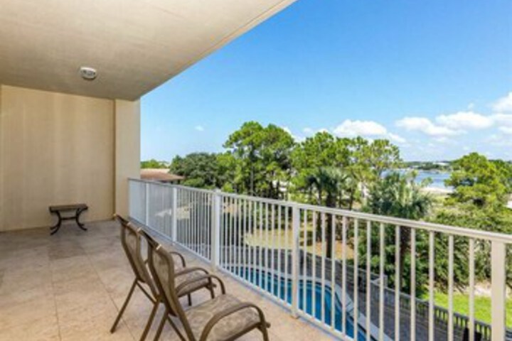 Terrace/Patio 6 of 50