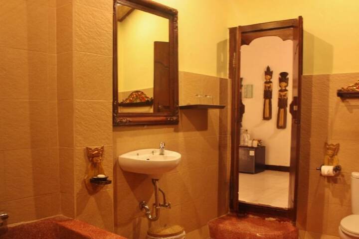 Room 29 of 57