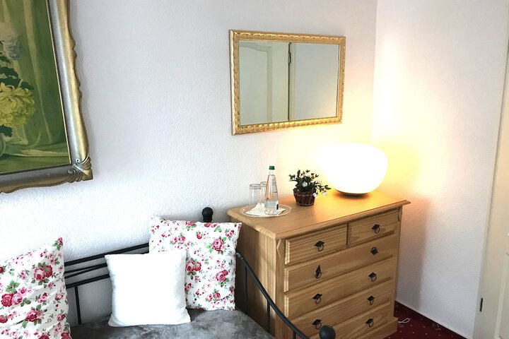 Room 16 of 101