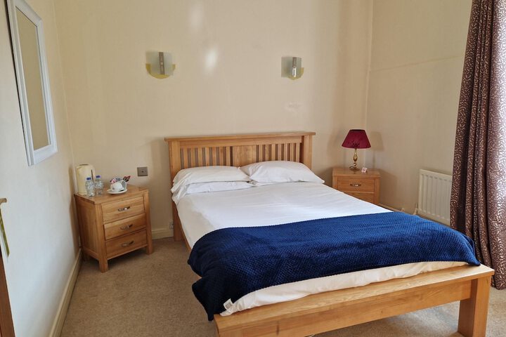 Room 10 of 51