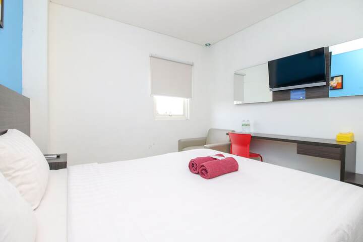 Room 12 of 26