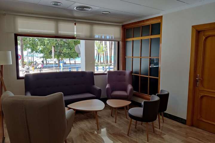 Room 9 of 47