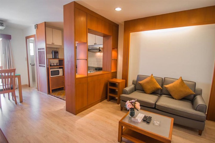 Room 15 of 44
