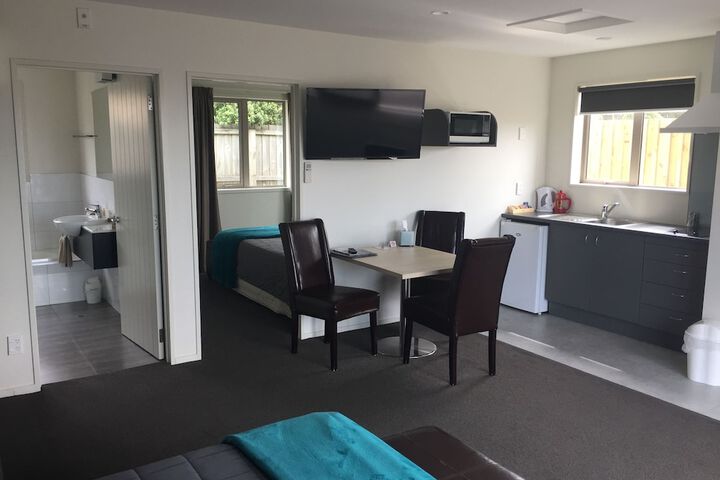 Room 4 of 31