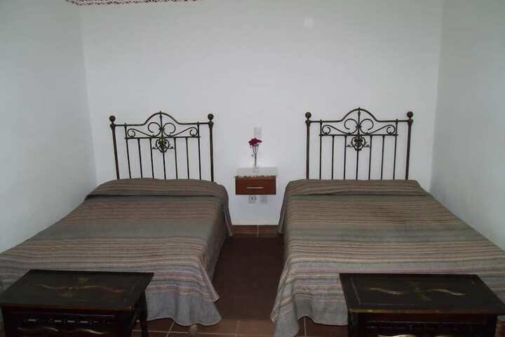 Room 5 of 43