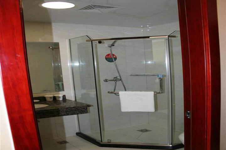 GREENTREE INN SHANDONG RIZHAO EAST HAIQU