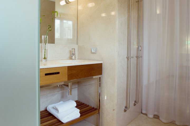 Bath Photo
