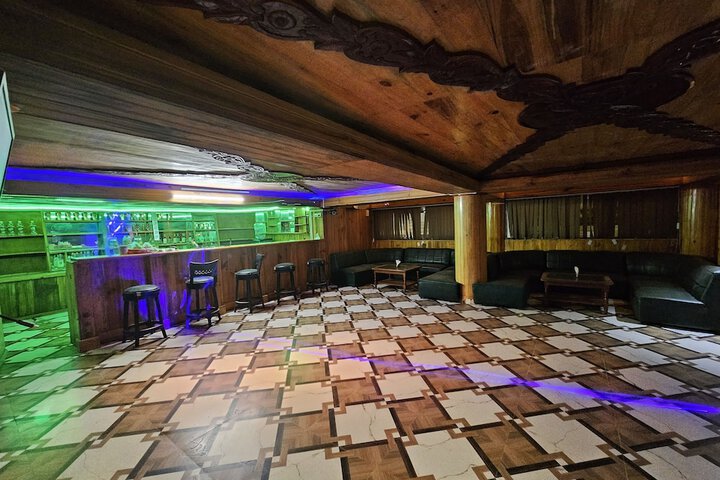 Lounge 39 of 55