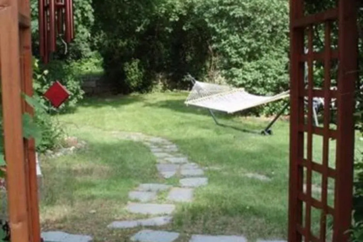 Photo 8