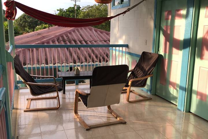 Room 6 of 25