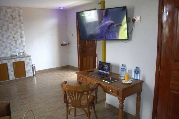 Room 2 of 17