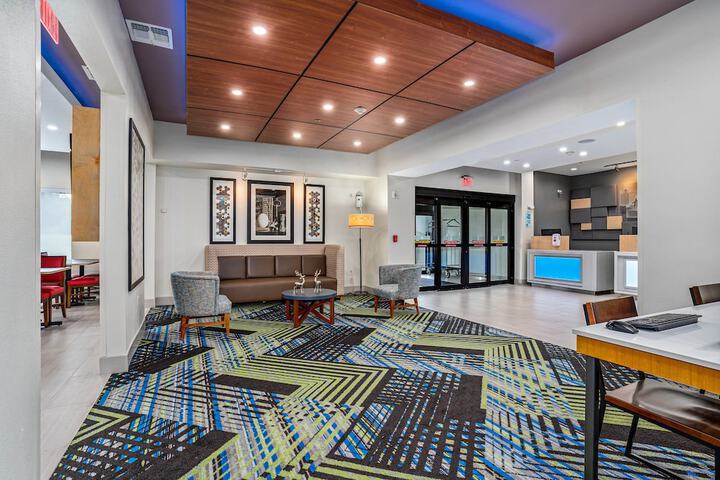 Hotel 81 of 82