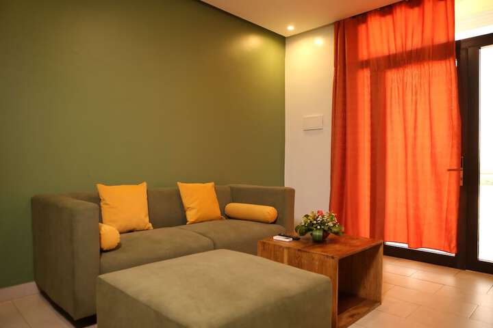 Room 6 of 70