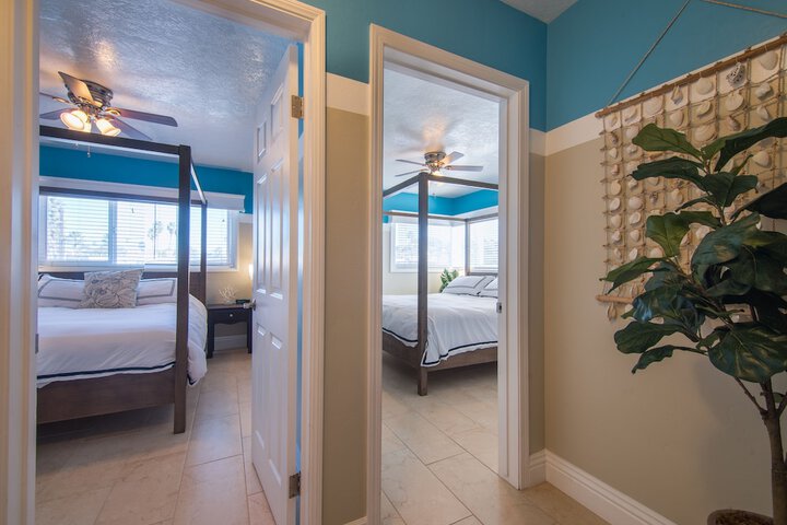 Room 9 of 49