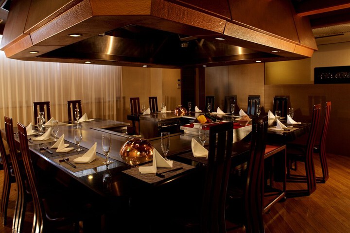 Dining 10 of 16