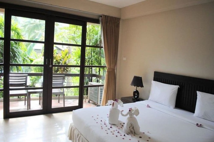 Room 5 of 31