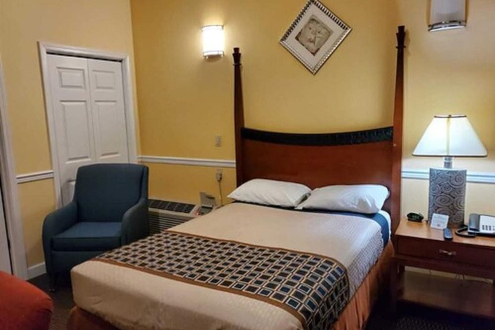 Room 5 of 43