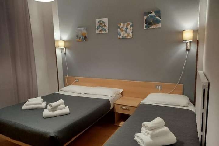 Room 5 of 41