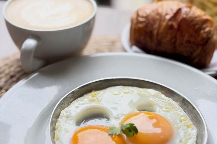 Breakfast/Coffee Service 52 of 61