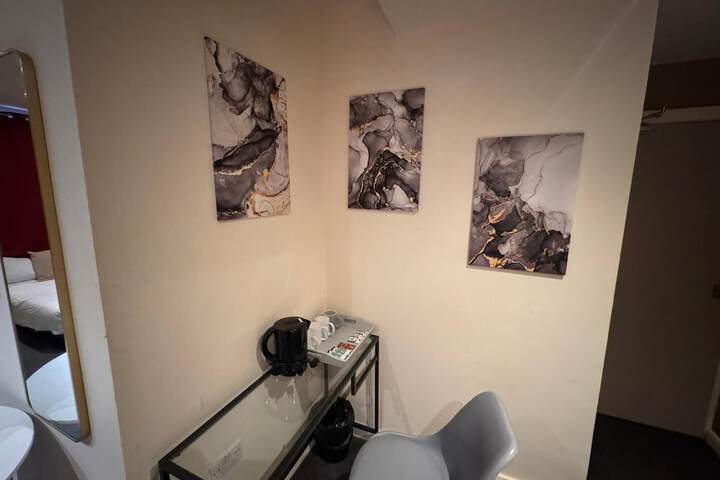 Room 56 of 85