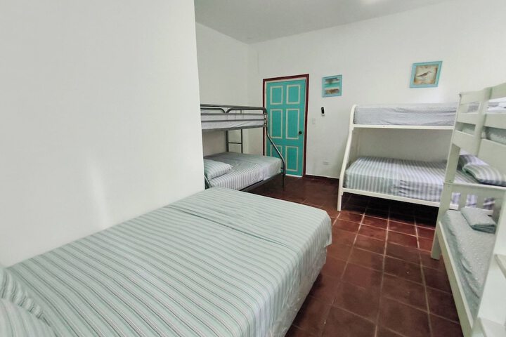 Room 7 of 50