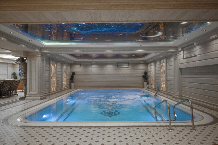 Pool 40 of 67