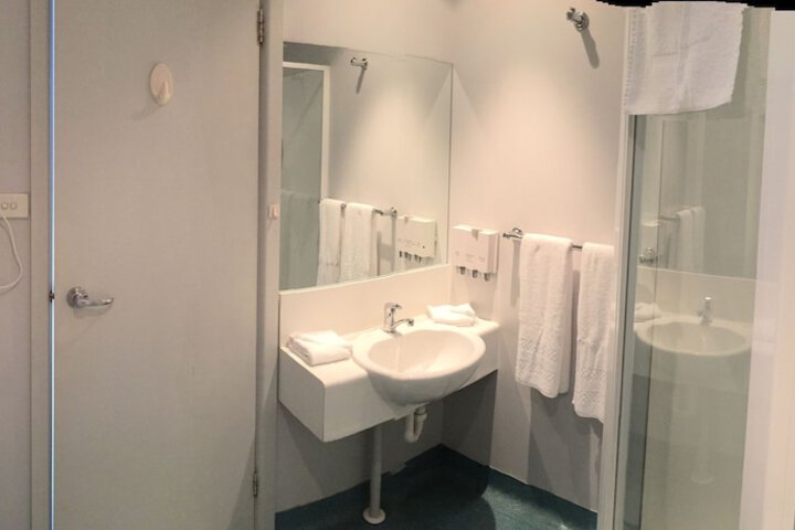 Room 64 of 84