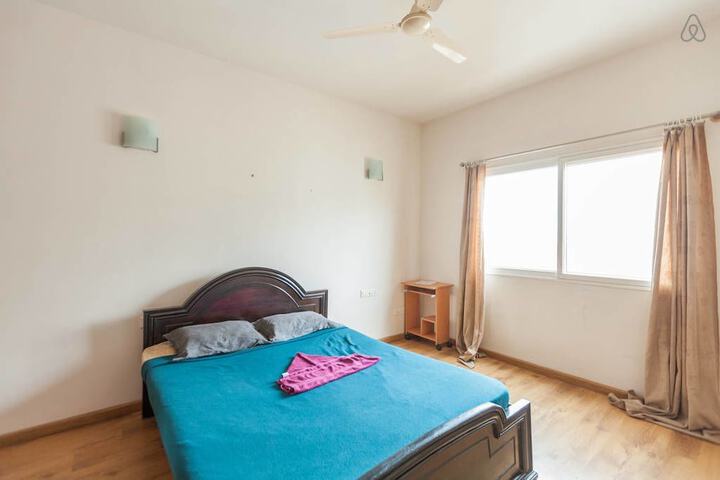 Room 6 of 36