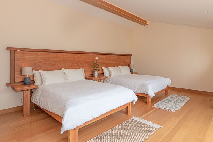 Room 4 of 50