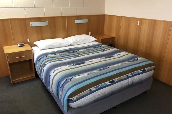 Room 6 of 45