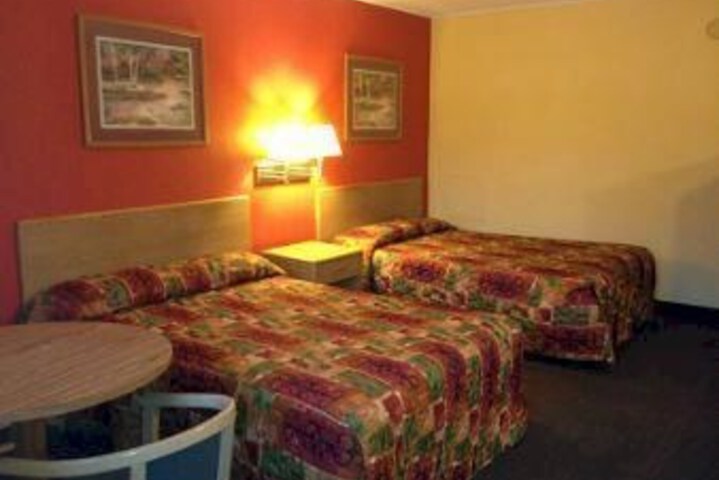 Room 5 of 7