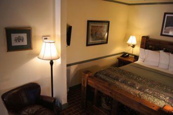 Room 44 of 94