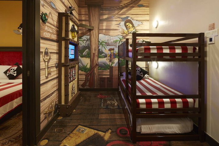 Room 20 of 58