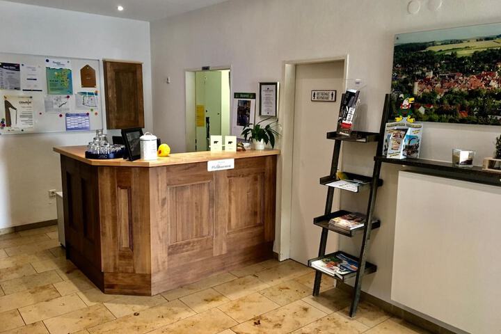 Entrance & Lobby