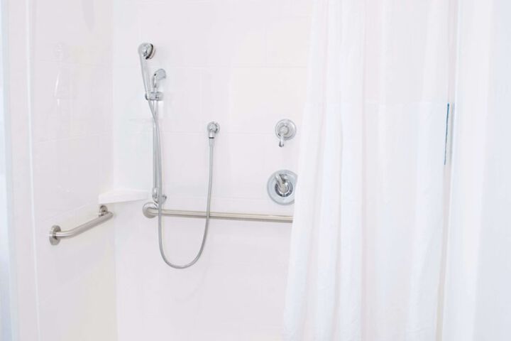 Bathroom shower