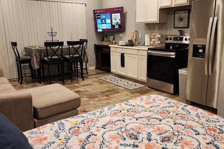 Room 48 of 61