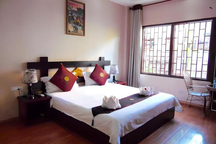 Lao Blossom Hotel