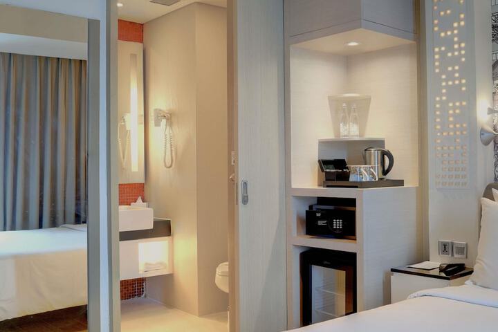 Room 35 of 161