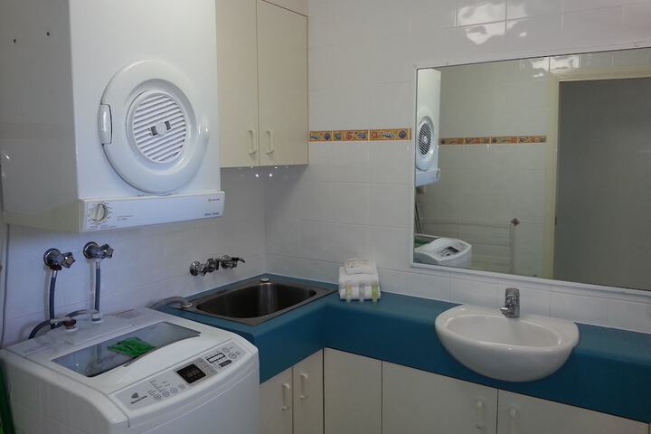 Room 150 of 200