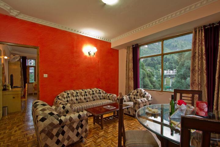 Room 15 of 52